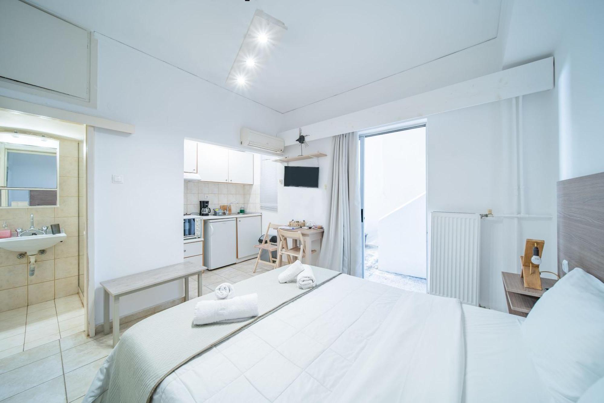 City Center Studios By Cretan Houses Heraklion  ภายนอก รูปภาพ